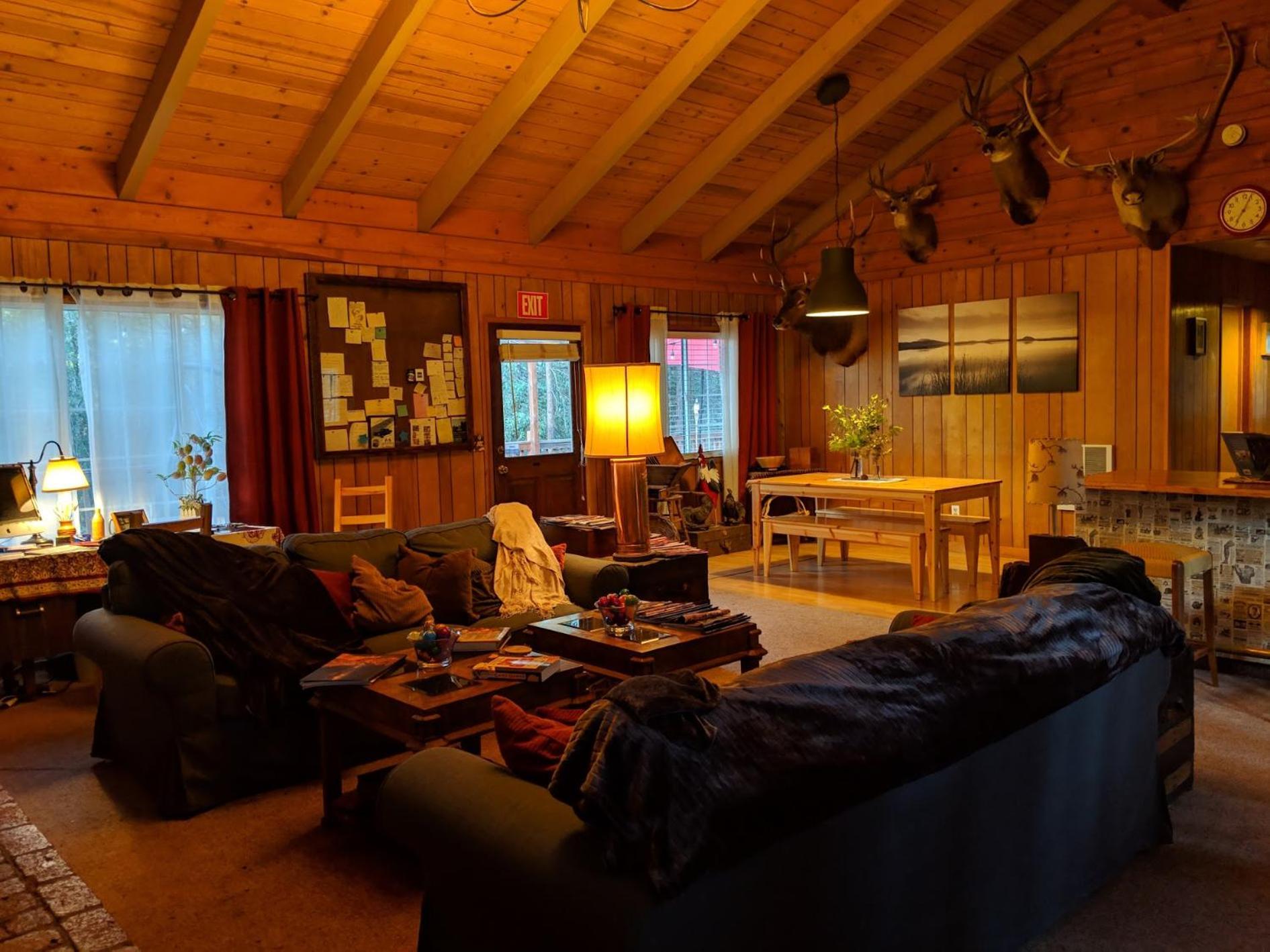 The Red Rooster Lodge Coulterville Extérieur photo